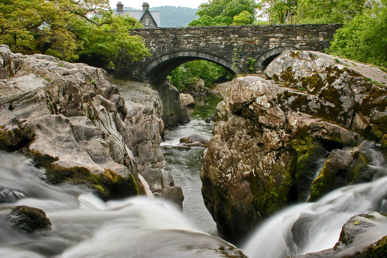 Royal Oak Hotel Betws-y-Coed Extérieur photo
